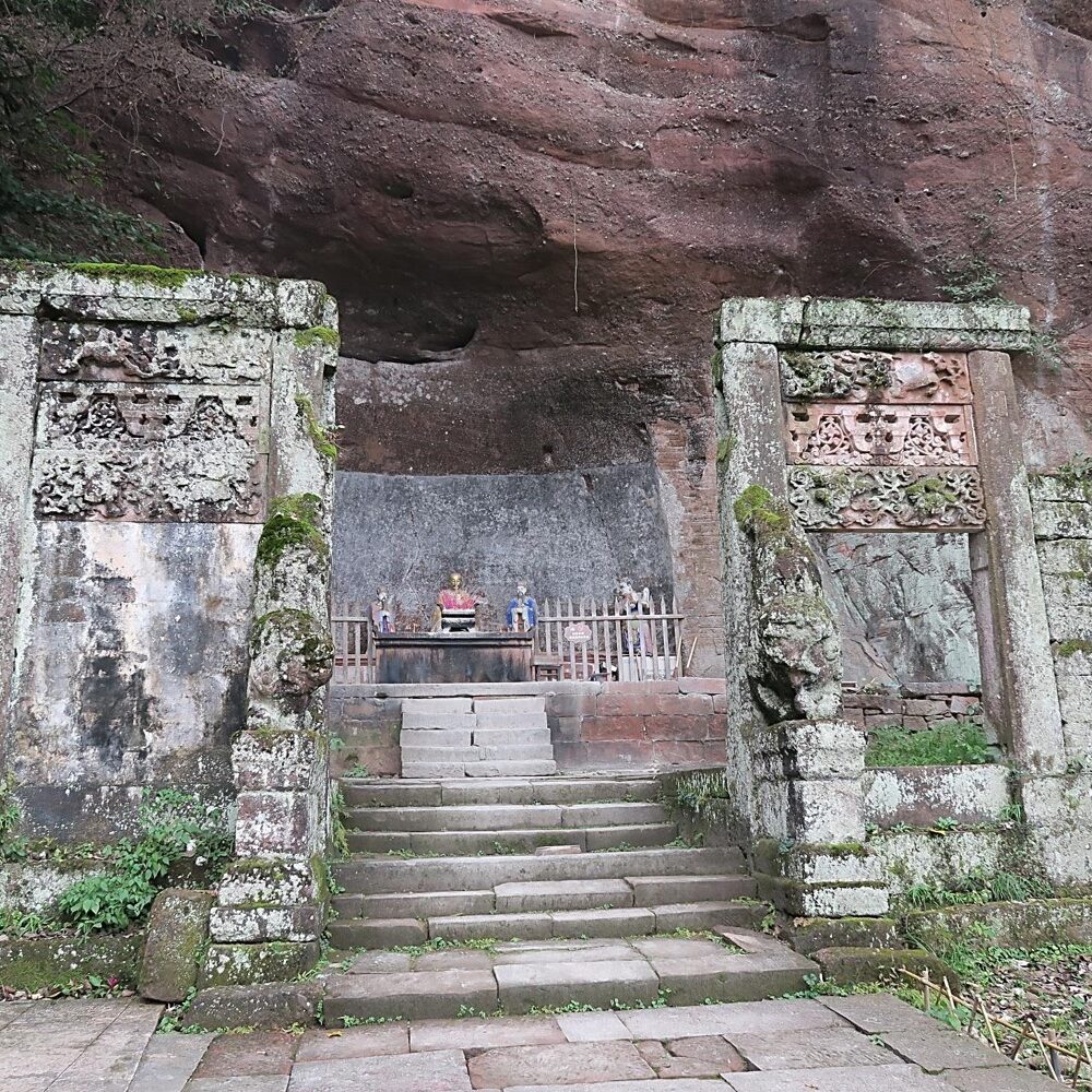 Sites of the Xingsheng and Xueya temples